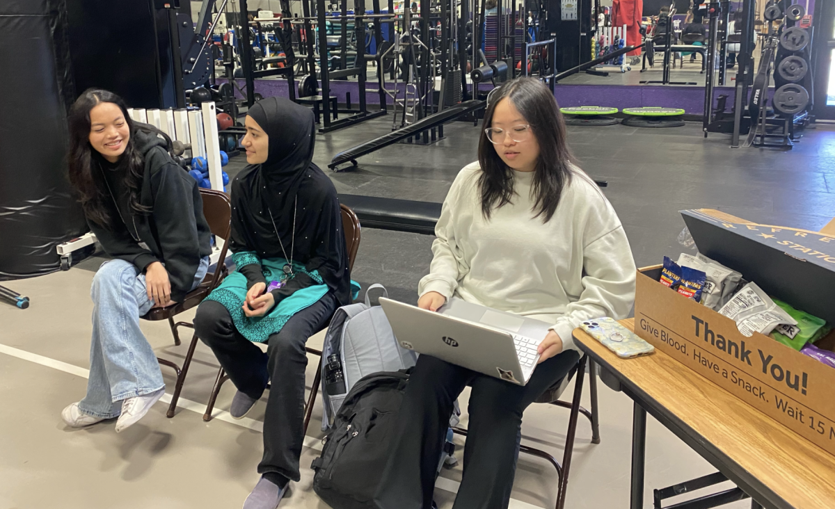 Helpful Recovery. Abigail Nguyen, Urooj Hashmi, and Jessica Huynh waited to walk donors back to class. They waited for 15 minutes after the donation to ensure patients remained well. "Helping people is fun," Urooji Hashmi said.